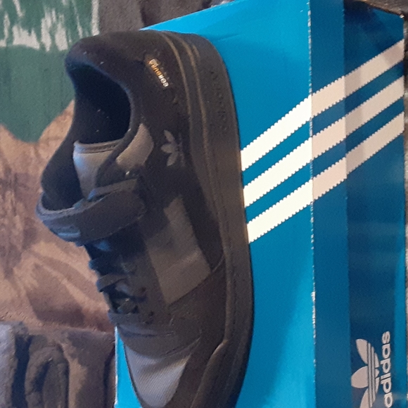 adidas Originals Other - Adidas Forum Low